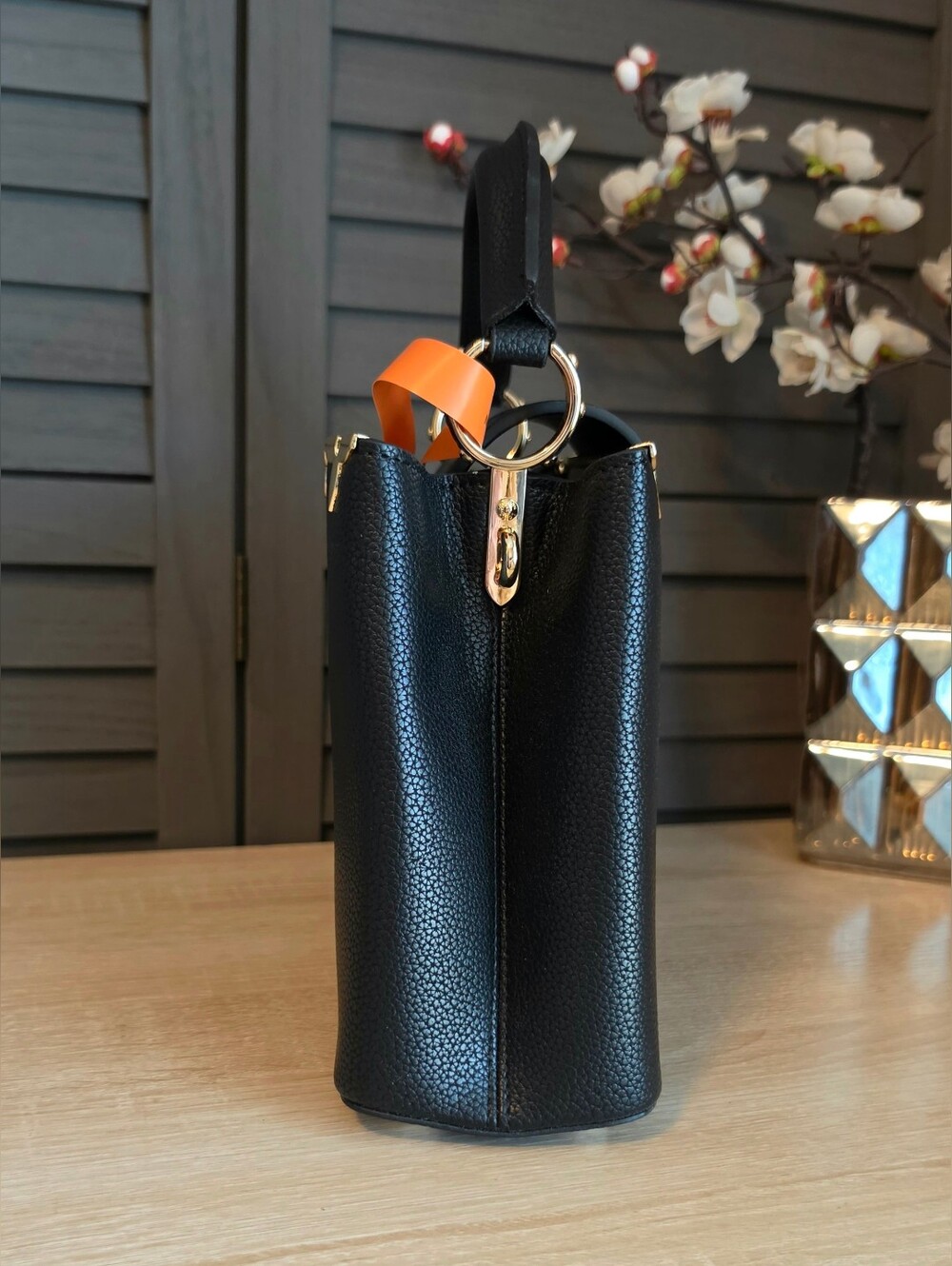 Capucines BB Crossbody Bag Black With Gold Flowers - Picture 4 of 10